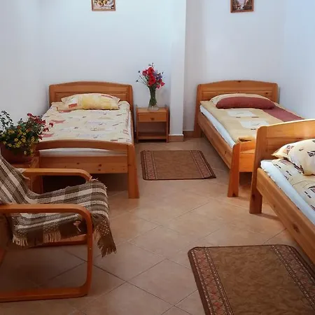 Gospodarstwo Agroturystyka Rancho Robertowka Farm stay *